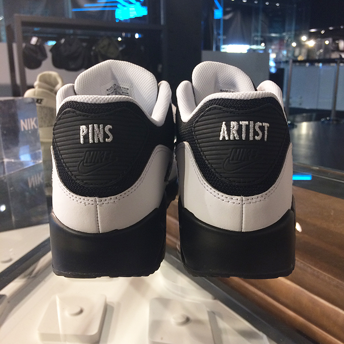 PINS ARTIST NIKE ID AIRMAX